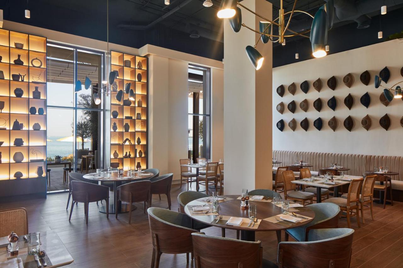 Vida Beach Resort Umm Al Quwain Екстериор снимка Restaurant interior